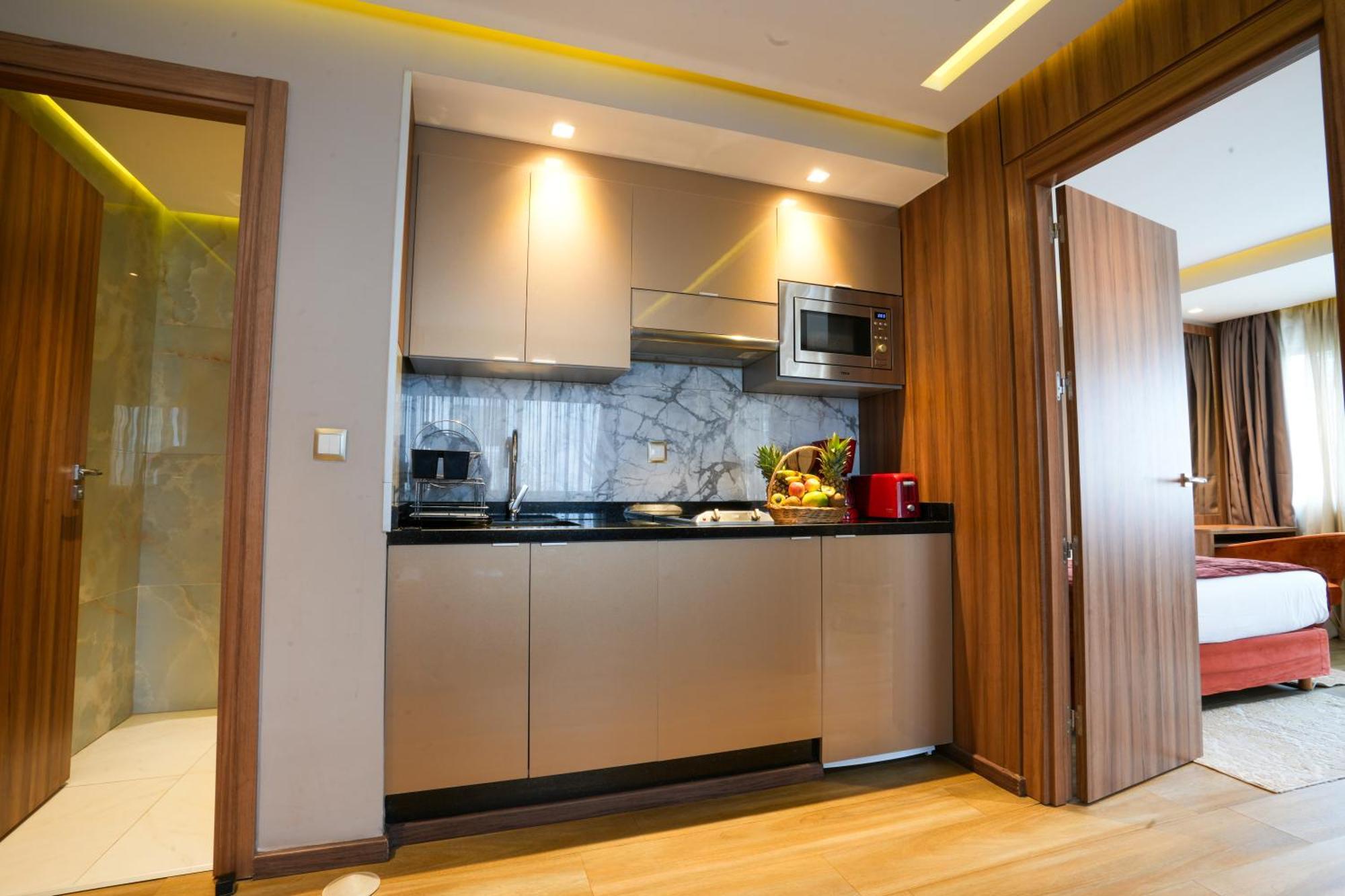 First Suites Hotel 라바트 외부 사진